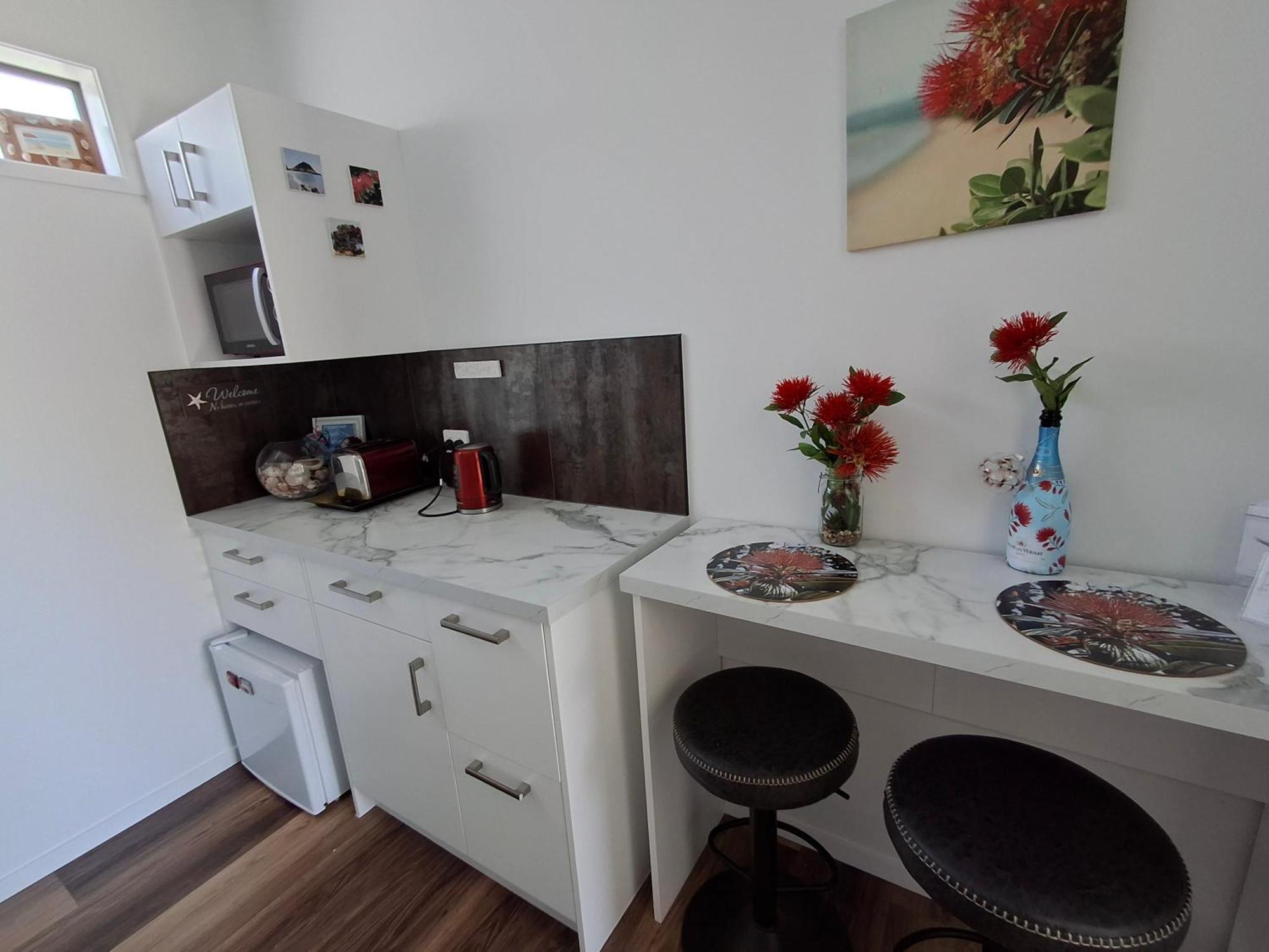 Papamoa Beach, Pohutukawa Deluxe Studio, On Hugoway Buitenkant foto